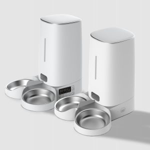 Dual-bowl automatic feeder for two pets or two meals