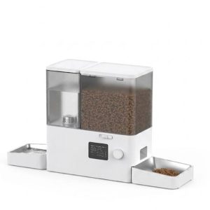 All-in-one water and food feeder with detachable tank